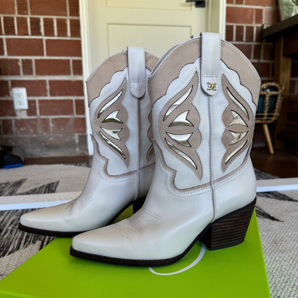 Sam Edelman Western Cowgirl Wynne Boots